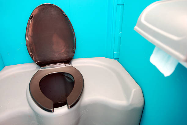 Best Porta potty rental near me  in Walled Lake, MI